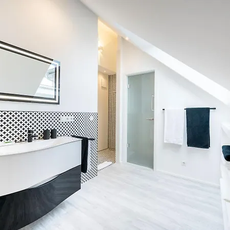 Appartement Living Timeless- Design Bodensee- *