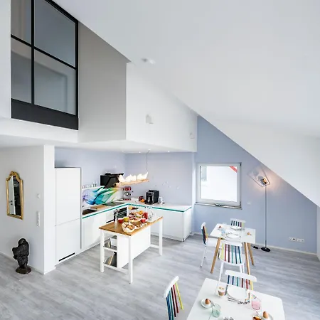 Living Timeless- Design Bodensee- * Friedrichshafen