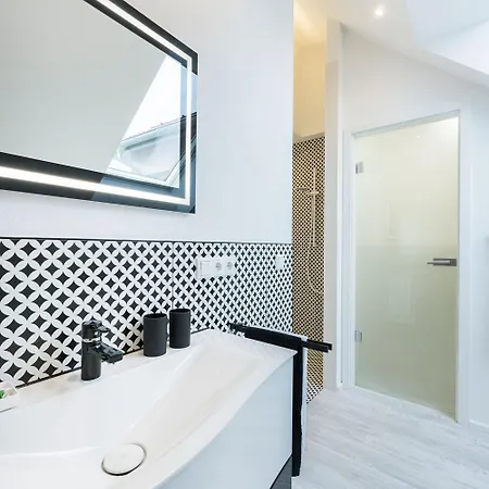 Design Bodensee- By Living Timeless דירה *