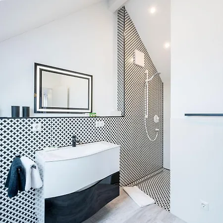 Apartment Living Timeless- Design Bodensee- *